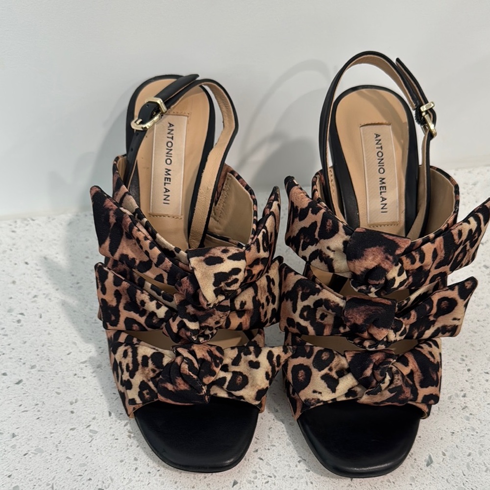 Antonio Melani Leopard Print Women's Sandals